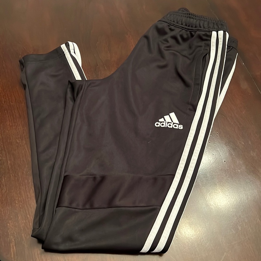 Like New Men’s Adidas Jogger Pants Size S Worn Once!